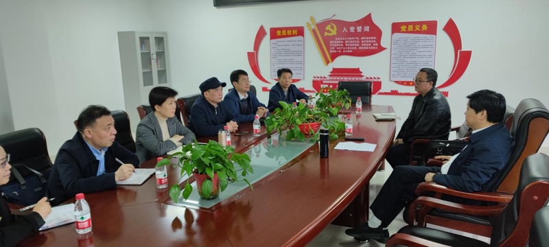 市委常委、市委秘书长李万千到市档案馆调研
