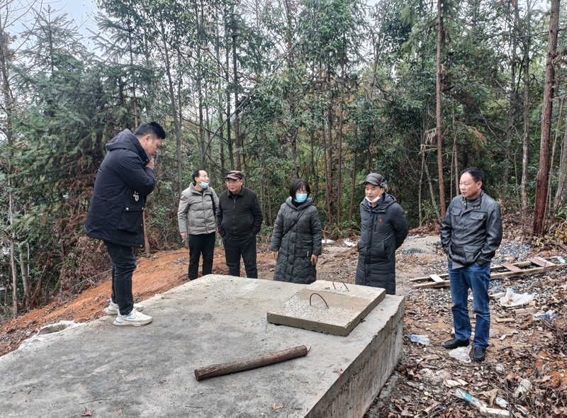 邵阳市档案馆入村宣讲党的二十大精神