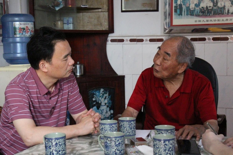 邵阳市档案馆编纂的《百年风华 邵阳红色档案记忆（1921～2021）》正式送交出版社审稿