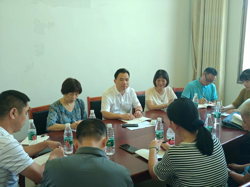 市档案馆开展乡村振兴现场调研