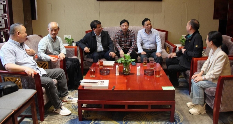 邵阳市档案馆为编纂《宝庆码头》 赴武汉调研征集档案